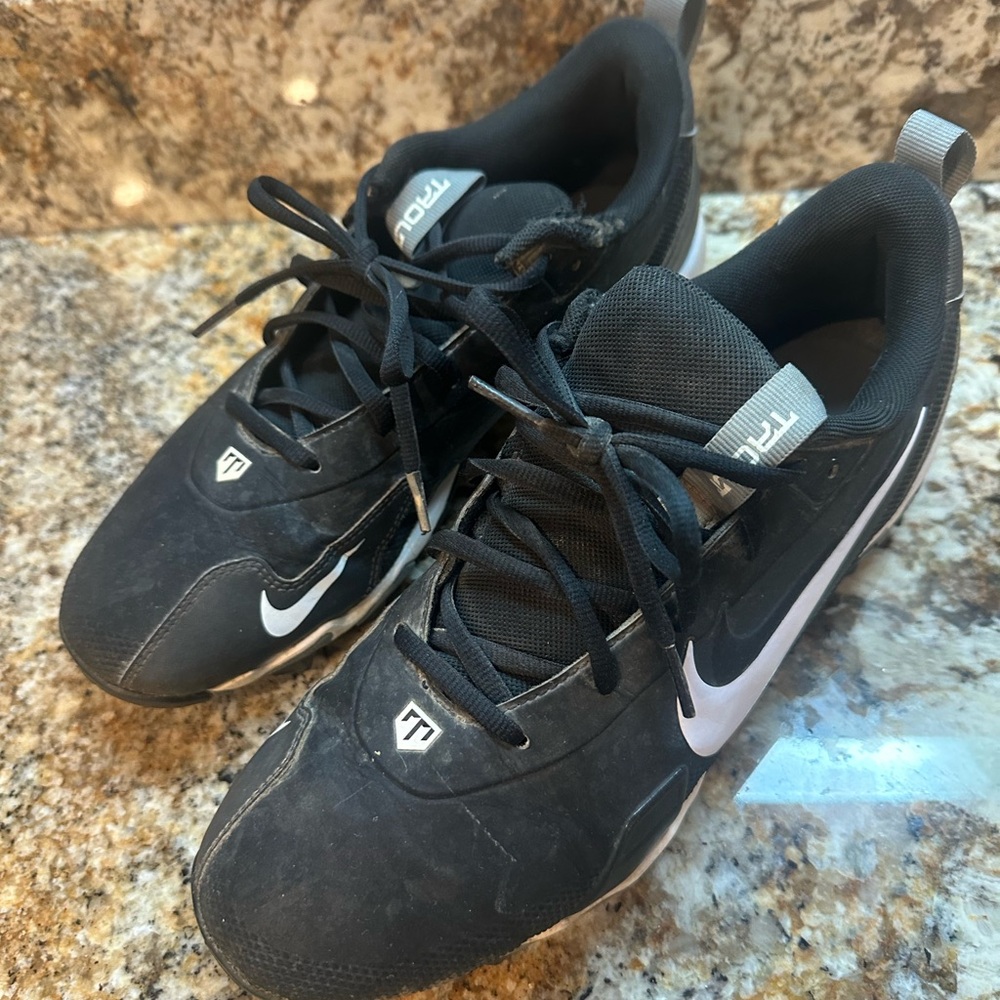 Nike Black and White baseball cleats